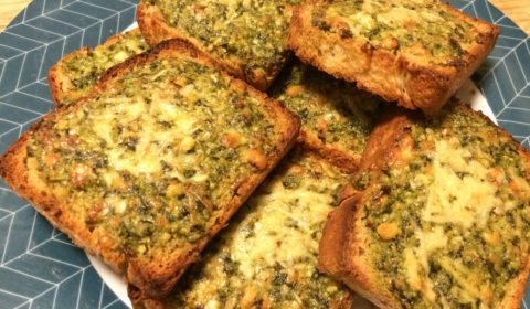 Whole Wheat Pesto Garlic Bread