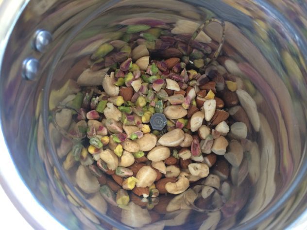 Singdana Sukha Meva Laddu (Peanut Dry Nuts Balls)