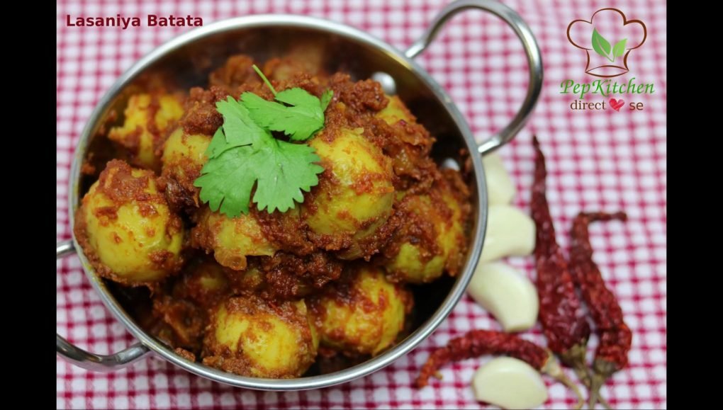 Lasaniya Batata/Lehsuni Aloo/Garlic Potatoes