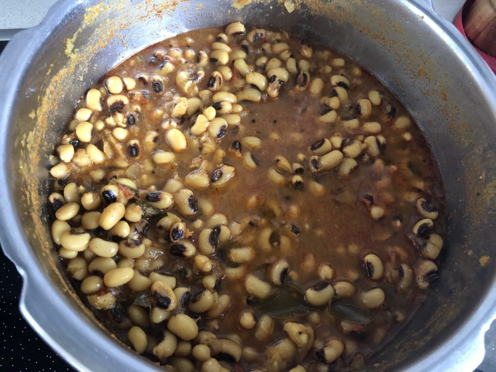 Chawli Masala / Lobia Curry / Black Eye Bean Curry – Pepkitchen