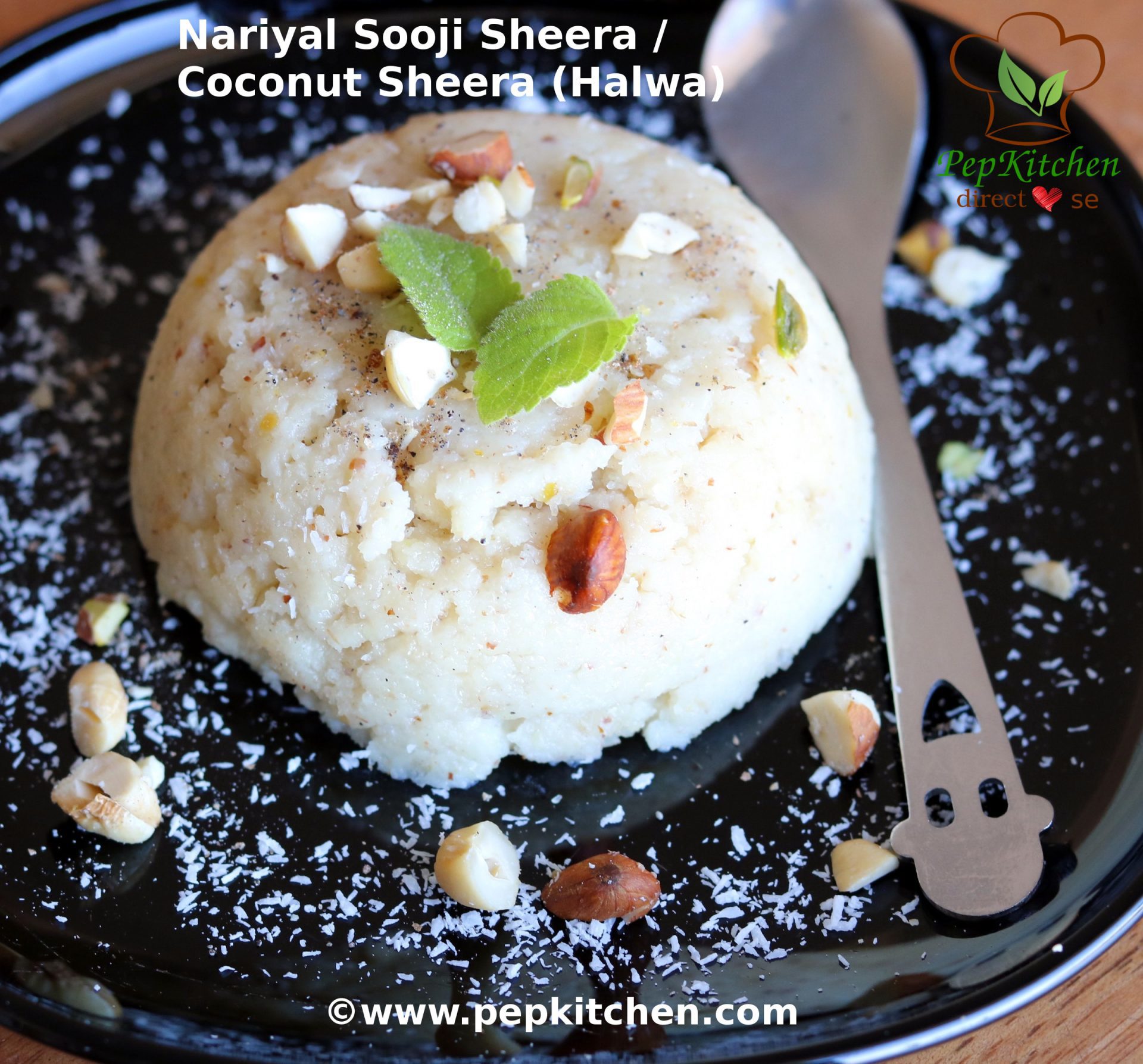 Nariyal Sooji Sheera / Coconut Sheera (Halwa)