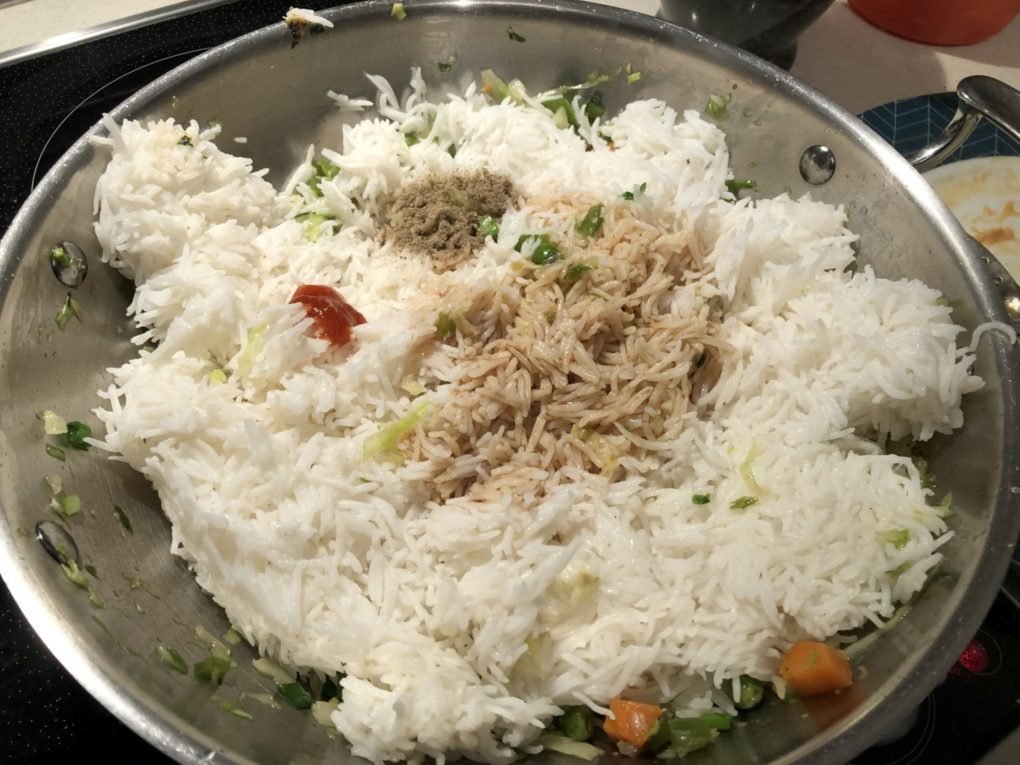 VEGETABLE FRIED RICE INDO CHINESE STYLE visual data 4