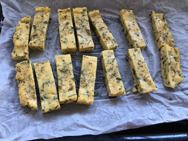 Baked Parsley Polenta Chips With White Sauce Using Coconut Flour