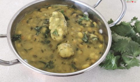 Papdi Muthia Nu Shaak / Dumpling in Lima Bean Curry