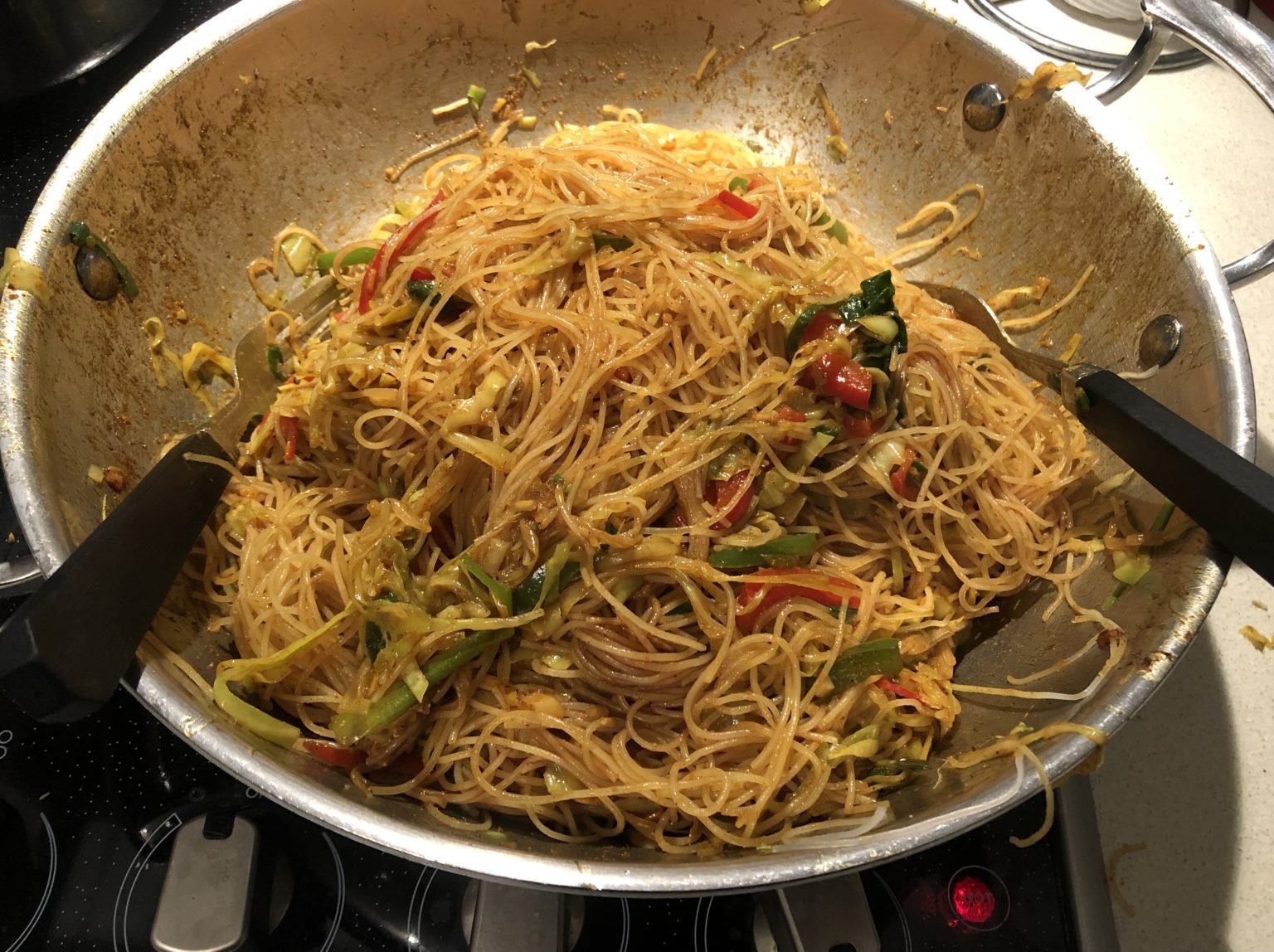 Vegetarian Singapore Noodles Pepkitchen
